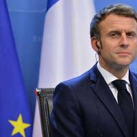 Зараз неможливо розпочати процедуру прийняття України до Євросоюзу, – Макрон