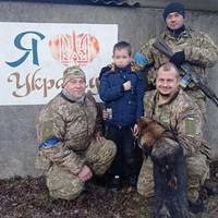 Російські фашисти програють війну: у Борисполі 11-річний школяр прийшов записуватись у тероборону