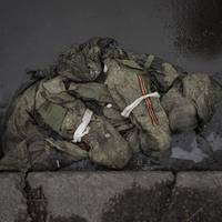 До лікарні щодня звозять трупи солдат з ЛНР, а родичі загиблих вишикувались у черги біля райвиконкомів - Генштаб