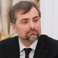 Був куратором бойовиків на Донбасі: у Росії затримали колишнього радника Путіна Владислава Суркова