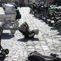 Вже 191 дитина загинула від рук окупантів: понад 3 сотні отримали поранення