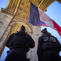 Франція заморозила понад 40 об’єктів нерухомості Абрамовича та інших російських олігархів