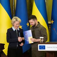 Україна повністю заповнила опитувальник для набуття статусу кандидата в ЄС