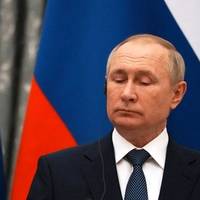 Путін заявив, що РФ витримала тиск санкціями