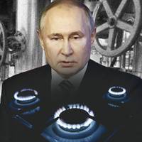 ЄС забороняє російську нафту: наскільки це болісний удар для Путіна, і що з газом