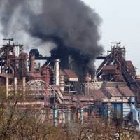 Російські війська – вже на території “Азовсталі”, але зв’язок з “Азовом” є – Арахамія