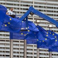 ЄС погодив 500 млн допомоги Україні на важке озброєння, але не зміг домовитися щодо запровадження санкцій проти РФ