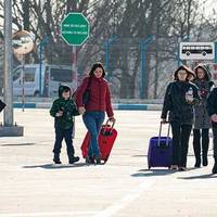 Третина українських біженців в Іспанії – чоловіки, – Euractiv