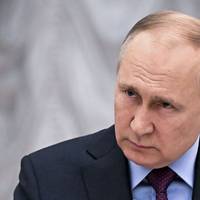 Путін порозмовляв з Макроном і Шольцом про війну проти України: подробиці