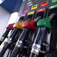 Українські АЗС змінили вартість усіх видів пального: скільки тепер коштує ними заправитися