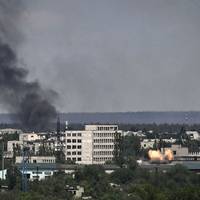 Ситуація на Донбасі на 100-й день війни: Генштаб повідомляє про примусову мобілізацію та штурм житлових районів Сєвєродонецька