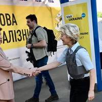 Президентка Єврокомісії Урсула фон дер Ляйєн прибула у Київ