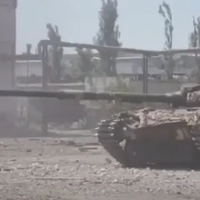 ЗСУ тримають оборону: до мережі потрапило відео бою українських танкістів із окупантами у Сєвєродонецьку