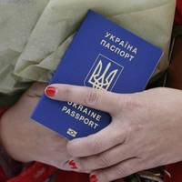 В МВС пояснили затримки у виготовленні закордонних паспортів та ID-карток