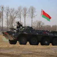 Почали зводити оборонні рубежі: Україна готується до військового вторгнення Білорусі