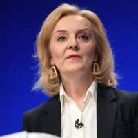 Ліз Трасс, яка обіцяла зробити все для перемоги України, висунула свою кандидатуру на пост прем'єра Британії