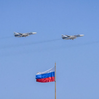 Винищувачі і бомбардувальники: Супутникові фото показали, що було на аеродромі в Криму до вибухів