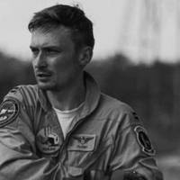 Вчора, під час виконання бойового завдання, загинув начальник штабу та перший заступник командира авіаційної ескадрильї, підполковник Денис Василюк