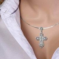 Натільний хрестик: що не можна робити із священним атрибутом