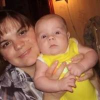 Сестра залuшuла свою 2-місячну доньку на мені і зниkла. Повернулася вона лише 19 років, а поведінка дочки образuла мене не на жарт