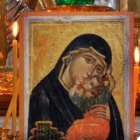 Молитва до Пресвятої Богородиці в бідності: пошли українцям добробут і 