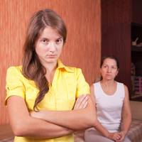 Чому матері не можна приходити в гості до дочки без запрошення