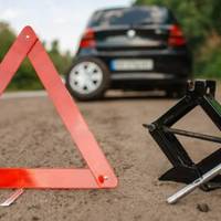 У Запорізькій області автомобіль потрапив у ДТП і загорівся: загинули двоє дорослих і двоє дітей