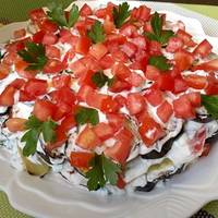 Смачний сезонний овочевий салат — його з'їдають першим