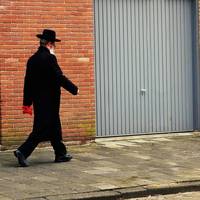 Анекдот дня: Одного разу одесит Ісаак Рабинович прогорів, і йому довелося продати свою квартиру, щоб виплатити борги