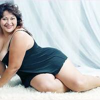 Чоловіки, які вибирають повних жінок, живуть довше, більше усміхаються і завжди щасливі у своїх стосунках