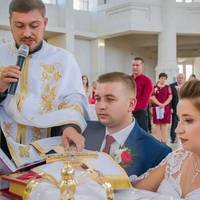 З нашого з Оксаною весілля пройшло вже декілька років. Я щасливий чоловік і через три місяці щасливий батько двох дітей. Але слова мами, адресовані мені за декілька хвилин до початку церемонії розпису З нашого з Оксаною весілля пройшло вже декілька років. Я щасливий чоловік і через три місяці щасливий батько двох дітей. Але слова мами, адресовані мені за декілька хвилин до початку церемонії розпису