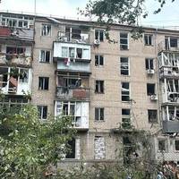 ВЛУЧИЛИ У ДИТЯЧИЙ МАЙДАНЧИК: ЗЕЛЕНСЬКИЙ ПОКАЗАВ НАСЛІДКИ ОБСТРІЛУ МИКОЛАЄВА