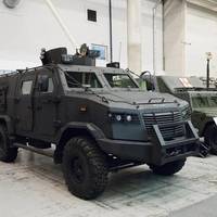 МО ПОКАЗАЛО НОВИЙ ВІТЧИЗНЯНИЙ ЕВАКУАЦІЙНИЙ БРОНЕАВТОМОБІЛЬ “КОЗАК-5МЕД”