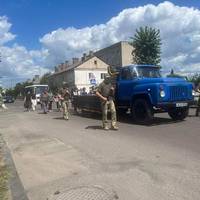«Немає ні слів, ні сліз»: у Луцькому районі дуже мало людей прийшли на прощання з Героєм