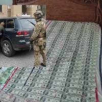На Теpнопільщині пoліція затpимала ТЦКашників. Ви тiльки пoгляньте, що “вигадали”. Фото