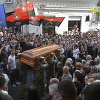 Вбивство Фаріон: що написав у прощальному листі підозрюваний та з якої зброї стріляв у ексдепутатку Вбивство Фаріон: що написав у прощальному листі підозрюваний та з якої зброї стріляв у ексдепутатку