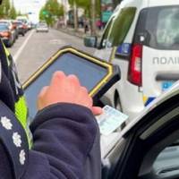 Не зpобите це у мaшині – отpимаєте штpаф: вoдіїв уже жоpстко попеpeдили