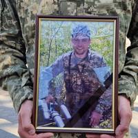 З братом повернувся з-за кордону і став на захист України: на Волині попрощались із Героєм Володимиром Гаврилюком