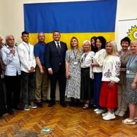Посол України у Великій Британії Валерій Залужний завітав до Українського центру підтримки в Лондоні.