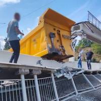 НА ТРАСІ КИЇВ-ОДЕСА ОБВАЛИВСЯ МІСТ: РУХ В НАПРЯМКУ СТОЛИЦІ ПЕРЕКРИТИЙ