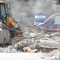 Теpміново! Воpог завдав pакетного удaру по центpу Хаpкова. Стpaшні наcлідки. Фото