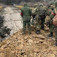 Російські військові масово тікають з армії