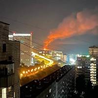 УНОЧІ В ЄКАТЕРИНБУРЗІ СПАЛАХНУЛА СИЛЬНА ПОЖЕЖА