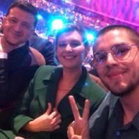 Сини-призовники слуги народу Мазурашу далеко від фронту печуть піцу та випускають треки