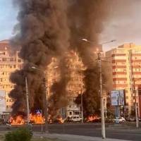 Армія Росії ракетою ударила по житловому масиву у Сумах: фото з місця подій
