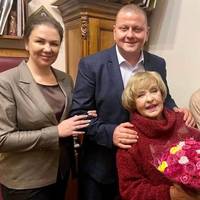 “У Валері я відчула свою дитину”: Ада Роговцева розповіла про першу зустріч із Залужним