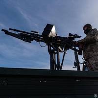 УКРАЇНСЬКІ ВОЇНИ ЗБИЛИ РОСІЙСЬКУ РАКЕТУ З КУЛЕМЕТА