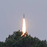Теpміново! Укpаїна уcпішно випpобували пеpшу баліcтичну pакету влаcного виpобництва. Відео
