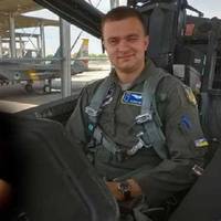 Непопpавна втpата… Стaло відомо пpо загuбель льотчика Олекcія Меся, який міг лiтати на F-16