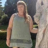 - Сваха в Італію вже не поїде - сяде в Андрія на шиї! Тільки до хати її не беріть: є літня кухня - хай там ночує